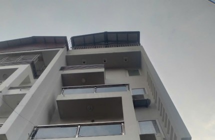 Cho thuê nhà KD VĂN PHÒNG, KẾT HỢP Ở LẠI Lạc Long Quân - Tây Hồ 55m x 6tầng, lô góc  , ô tô đỗ cửa